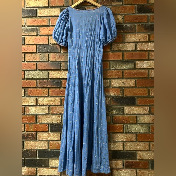Dôen Tetra Maxi Dress Ciel Blue Carnation Embroidery Organic Cotton Puff Sleeve - Picture 9 of 10